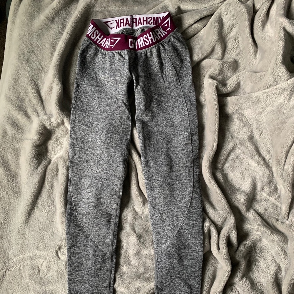 Grey and maroon XS gymshark legging